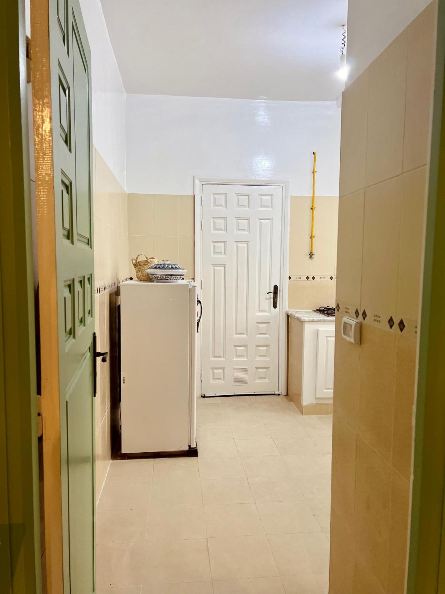 Appartement Vue De Mer Pied Dans L'Eau Gabes Ngoại thất bức ảnh